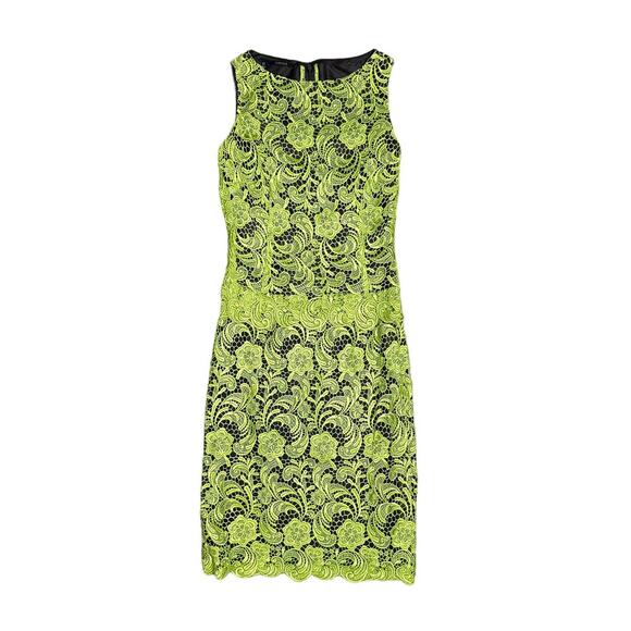 Carlisle | Green Floral & Paisley Lace Silk Lined Sleeveless Top Skirt Set - Picture 2 of 15